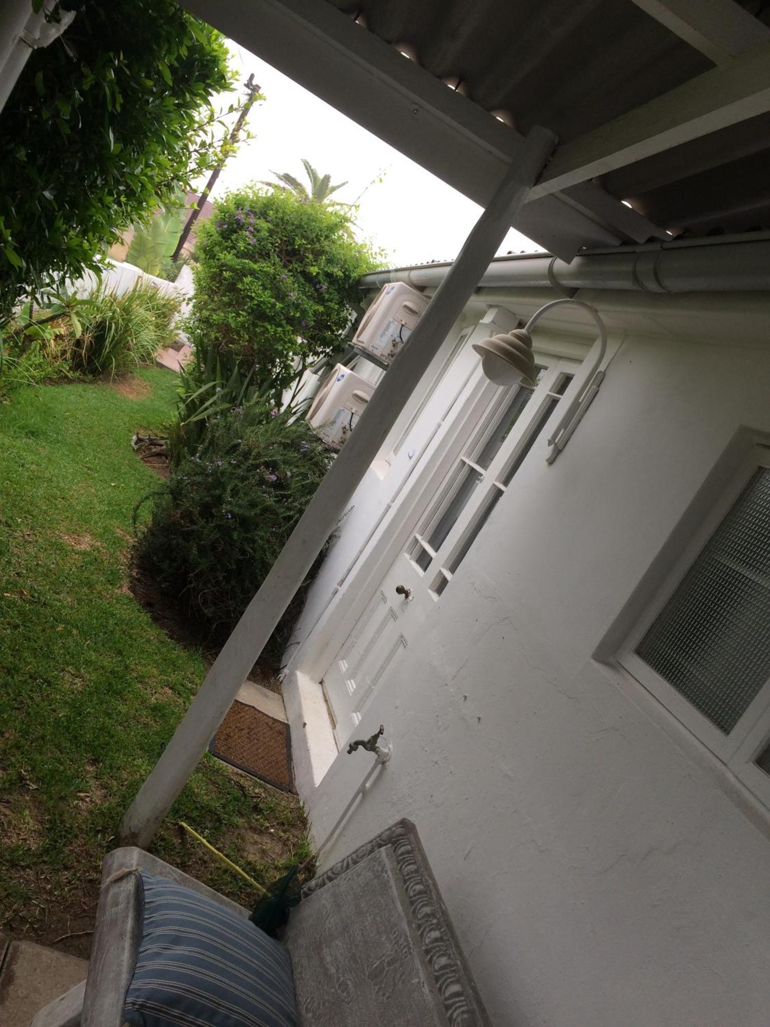 Breeze Inn Guesthouse Kidd's Beach Номер фото