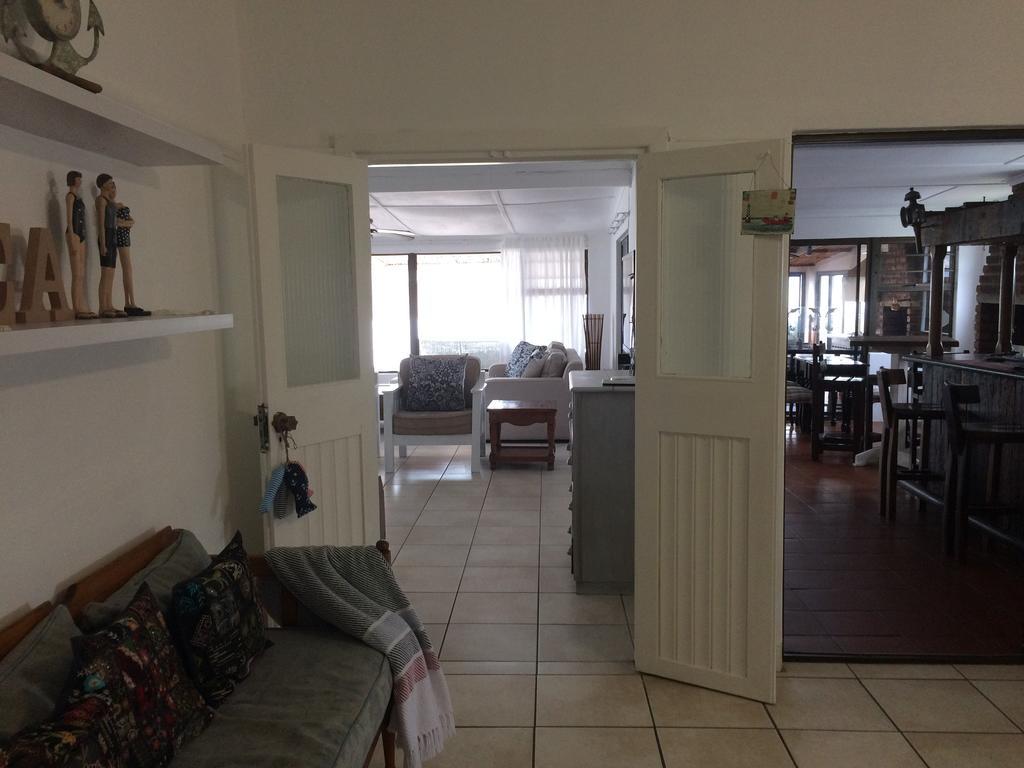 Breeze Inn Guesthouse Kidd's Beach Экстерьер фото