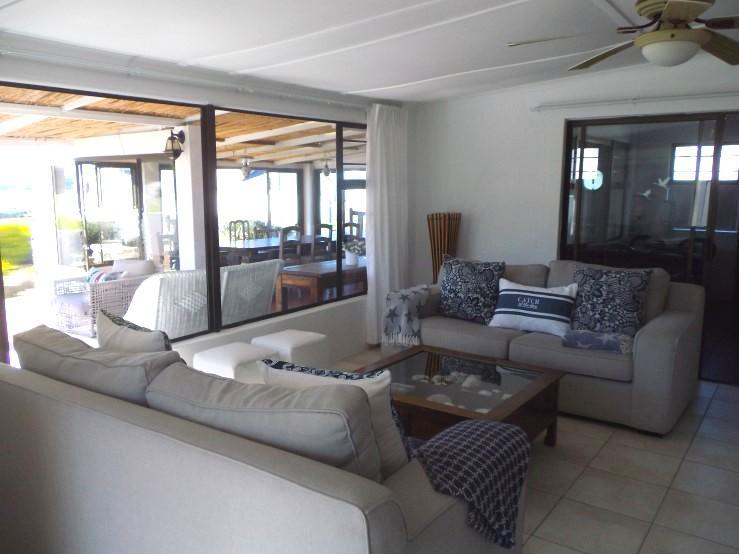 Breeze Inn Guesthouse Kidd's Beach Экстерьер фото